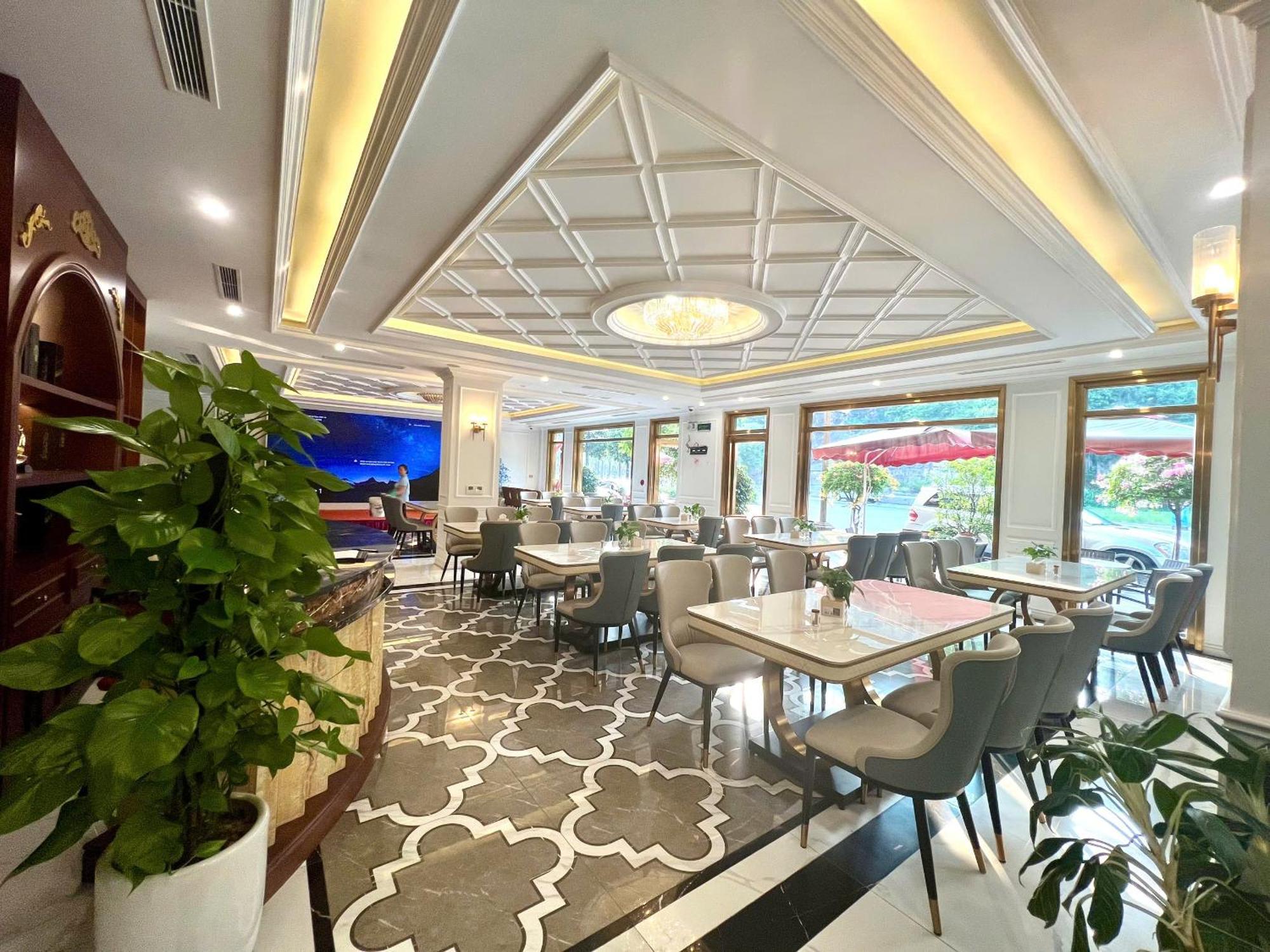 Rubyqueen Halong Hotel Халонг Экстерьер фото